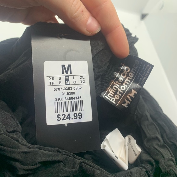 Scrunch Leggings NEW W TAGS - Picture 3 of 4